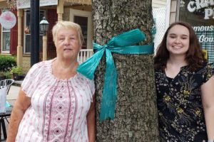 Cranbury NJ Women Teal Tree